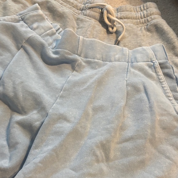 Aerie Light Gray and Blue Casual Shorts - Picture 3 of 4